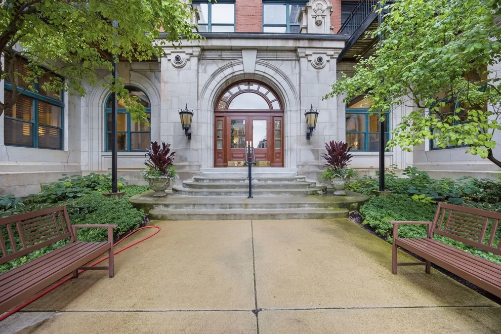 Unit for sale at 1439 S Michigan Avenue, Chicago, IL 60605