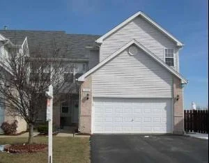 Unit for sale at 1052 VIEWPOINT Drive, LAKE IN THE HILLS, IL 60156