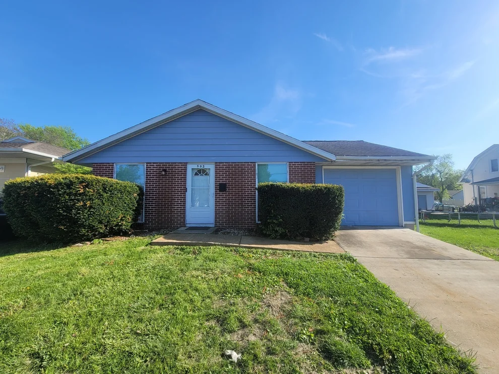 Unit for sale at 503 E Bradley Avenue, Champaign, IL 61820
