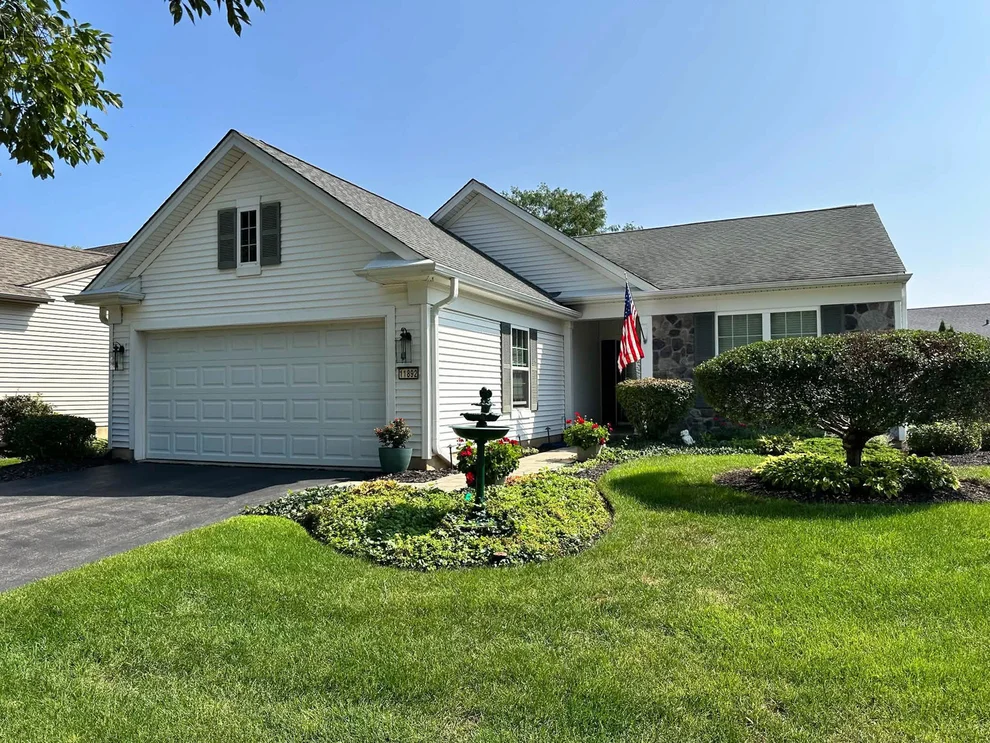 Unit for sale at 11892 Ludbury Ridge, Huntley, IL 60142
