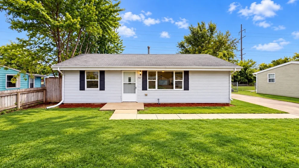 Unit for sale at 7517 Mildred Road, Machesney Park, IL 61115