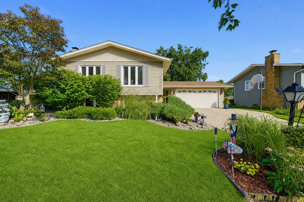 Unit for sale at 15440 Alameda Avenue, Oak Forest, IL 60452