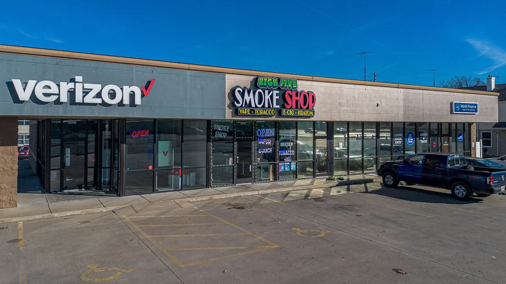 Unit for sale at 1201 E 5th Street, Metropolis, IL 62960