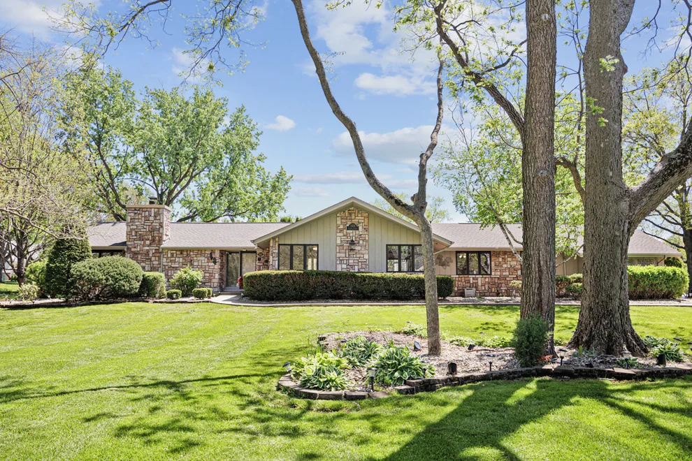 Unit for sale at 940 Milton Bridge, Frankfort, IL 60423