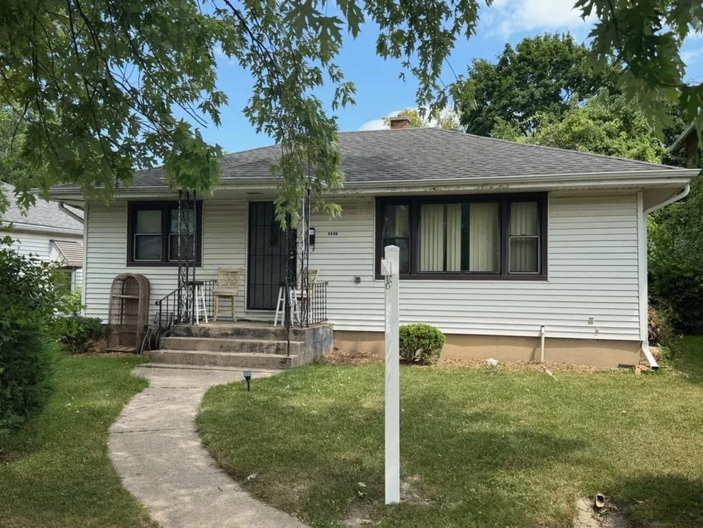 Unit for sale at 1521 Victoria Avenue, North Chicago, IL 60064