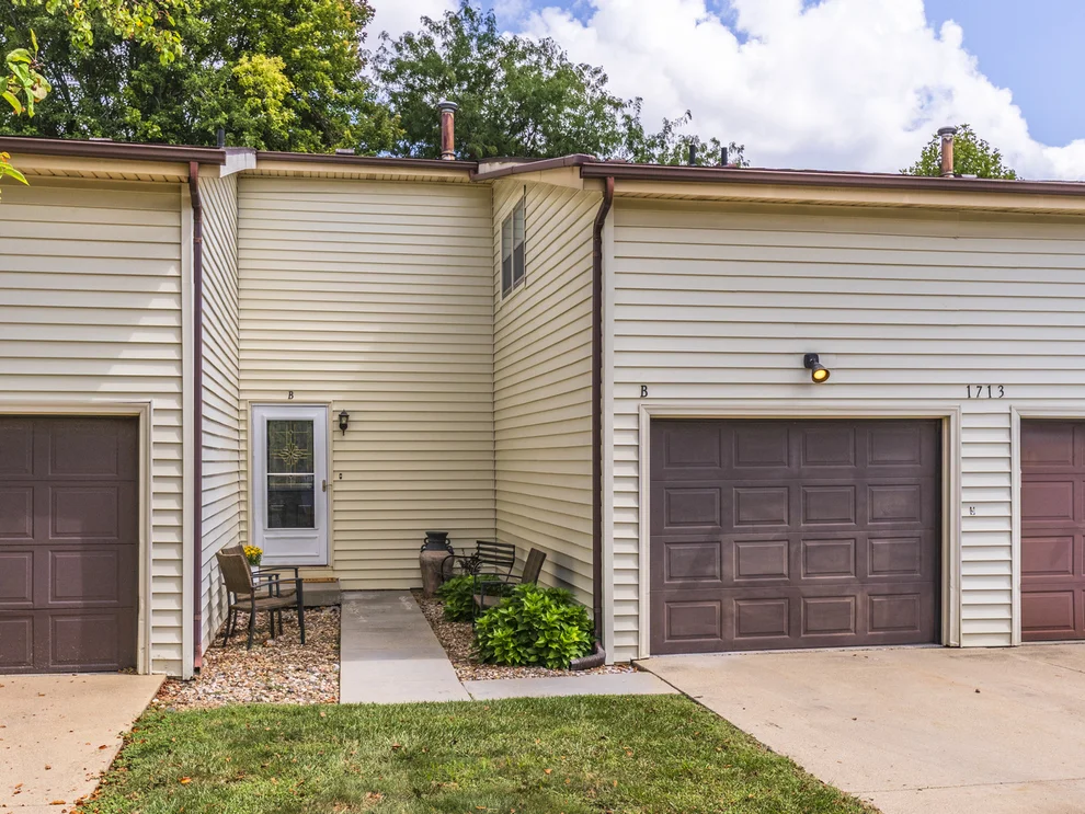 Unit for sale at 1713 King Drive, Normal, IL 61761