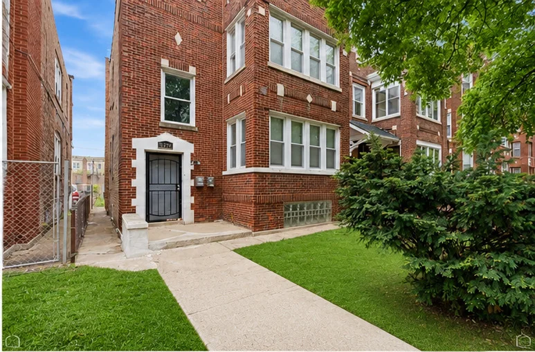 Unit for sale at 8125 S EVANS Avenue, Chicago, IL 60619