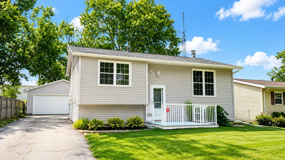 Unit for sale at 1317 Beverly Lane, Bloomington, IL 61701