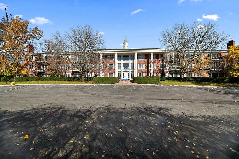 Unit for sale at 3427 Vollmer Road, Flossmoor, IL 60422