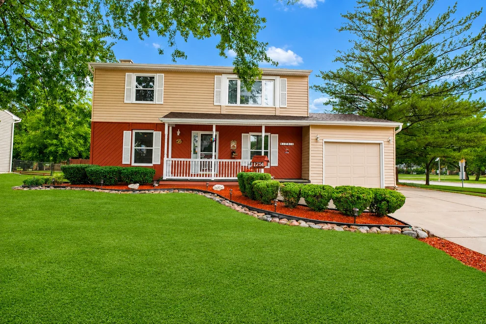 Unit for sale at 1751 Taft Avenue, Rolling Meadows, IL 60008