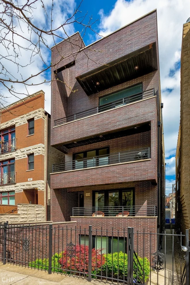 Unit for sale at 1515 N Bosworth Avenue, Chicago, IL 60642