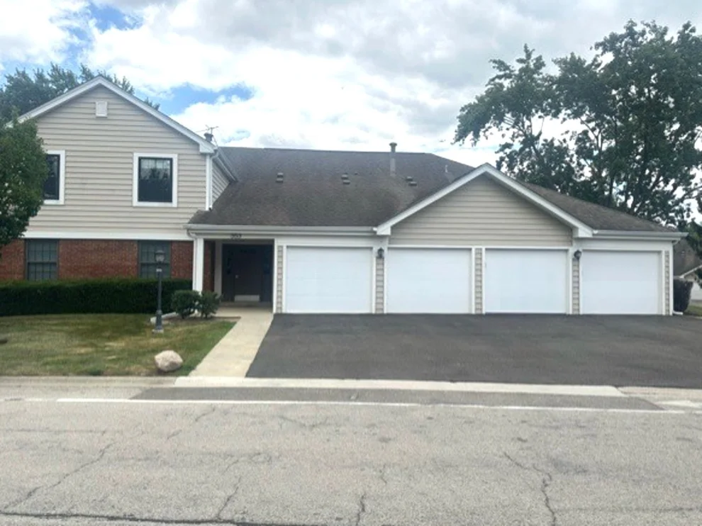 Unit for sale at 353 Lambert Drive, Schaumburg, IL 60193
