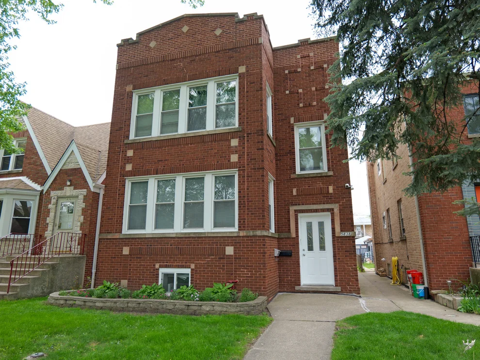 Unit for sale at 5838 N MULLIGAN Avenue, Chicago, IL 60646
