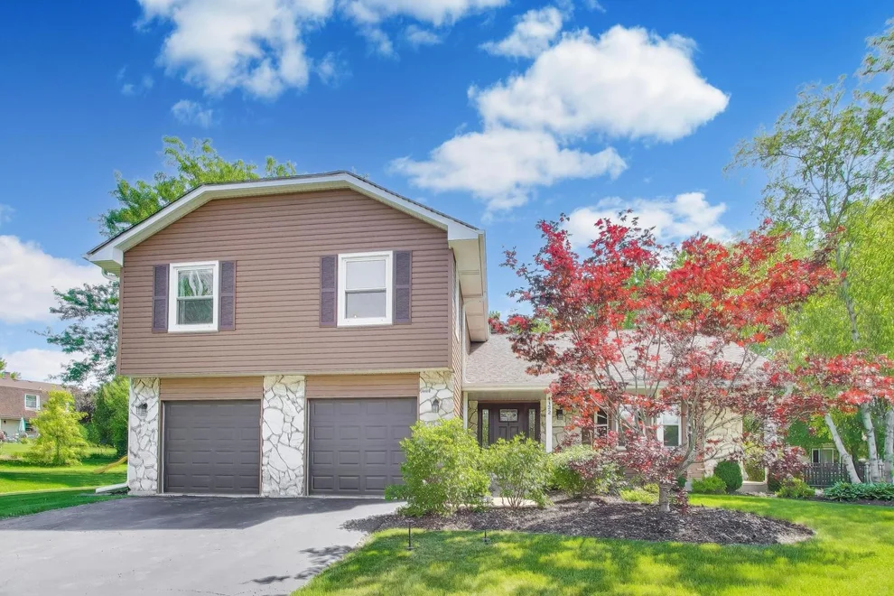 Unit for sale at 4122 Crimson Drive, Hoffman Estates, IL 60192