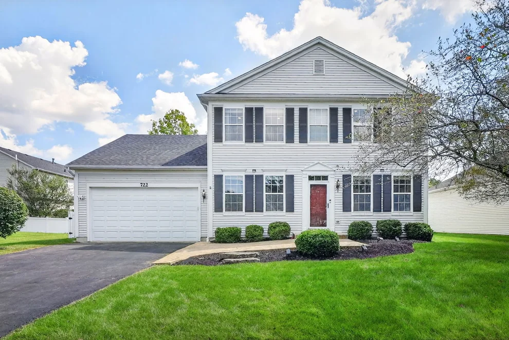 Unit for sale at 722 Metropolitan Avenue, Bolingbrook, IL 60490