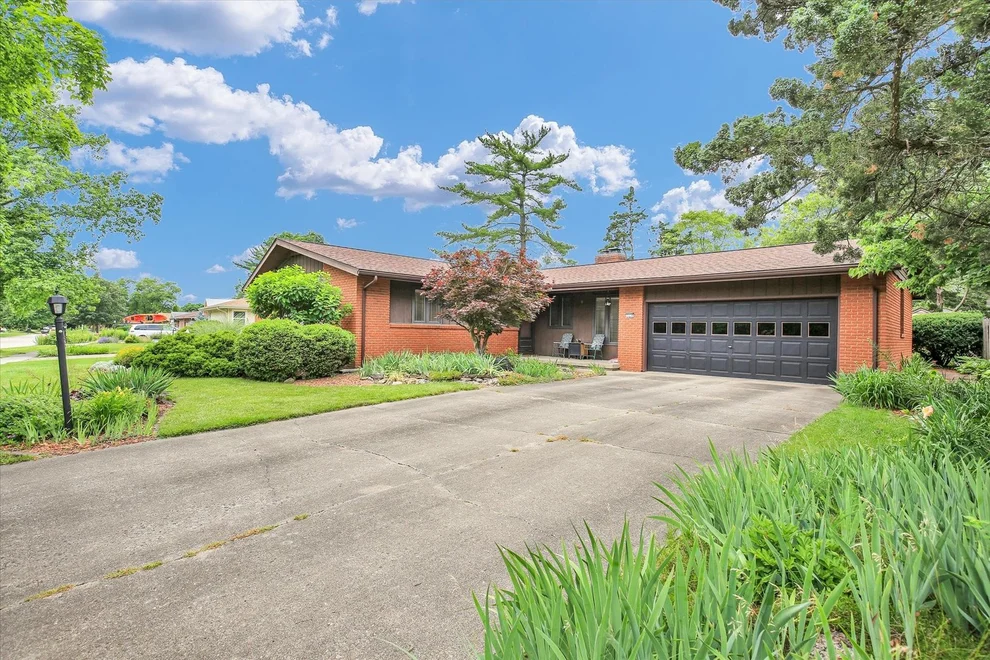 Unit for sale at 1116 Newbury Road, Champaign, IL 61821