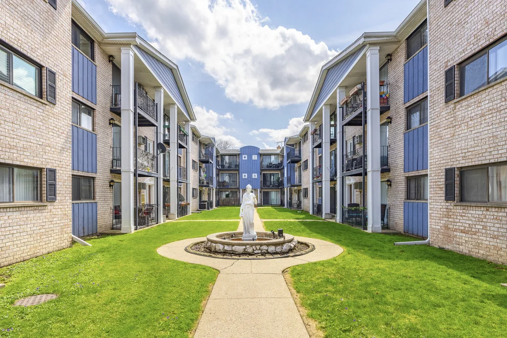 Unit for sale at 8519 W Catherine Avenue, Chicago, IL 60656