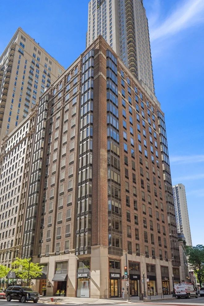Unit for sale at 40 E Delaware Place, Chicago, IL 60611
