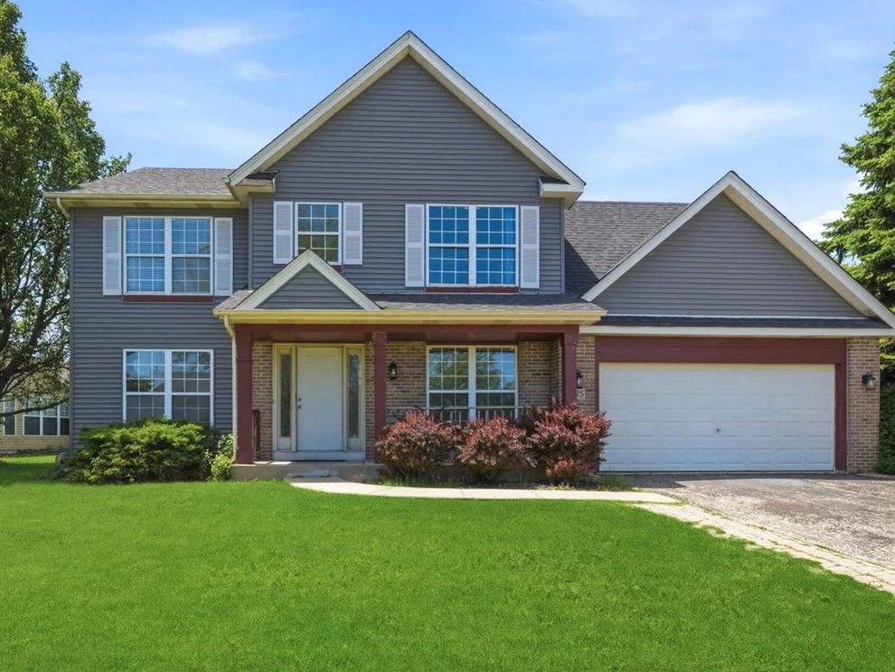 Unit for sale at 225 Parkside Lane, Oswego, IL 60543