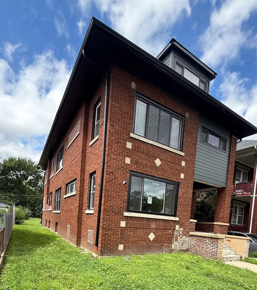 Unit for sale at 15620 Loomis Avenue, Harvey, IL 60426
