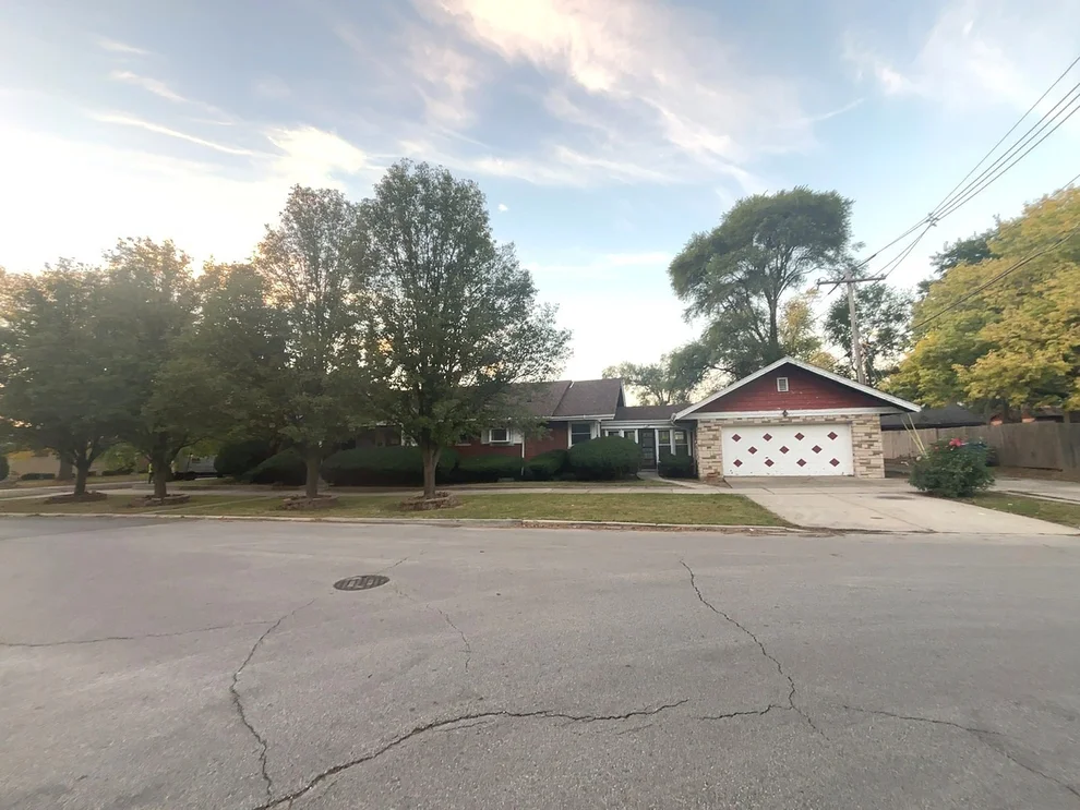 Unit for sale at 2320 W 101st Street, Chicago, IL 60643