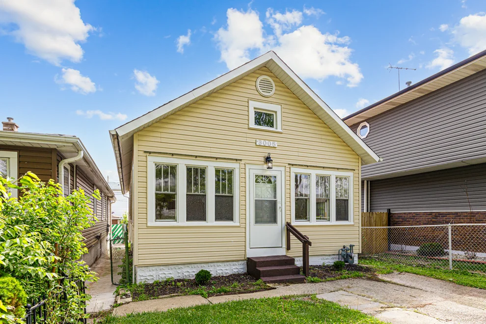 Unit for sale at 3005 Commercial Avenue, South Chicago Heights, IL 60411