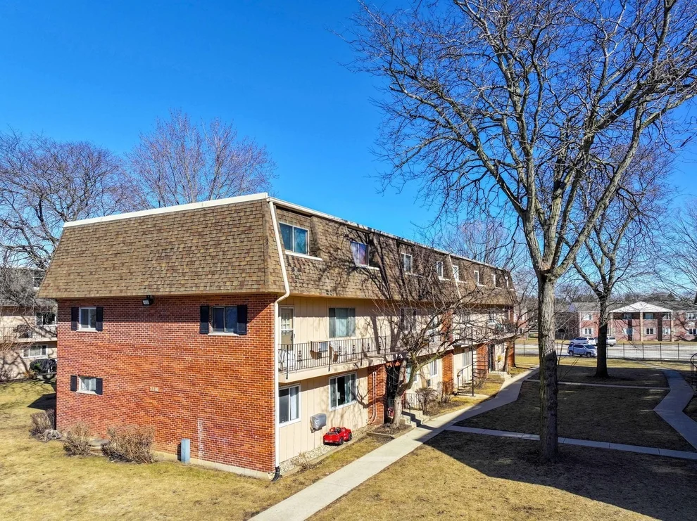 2310 Algonquin Road