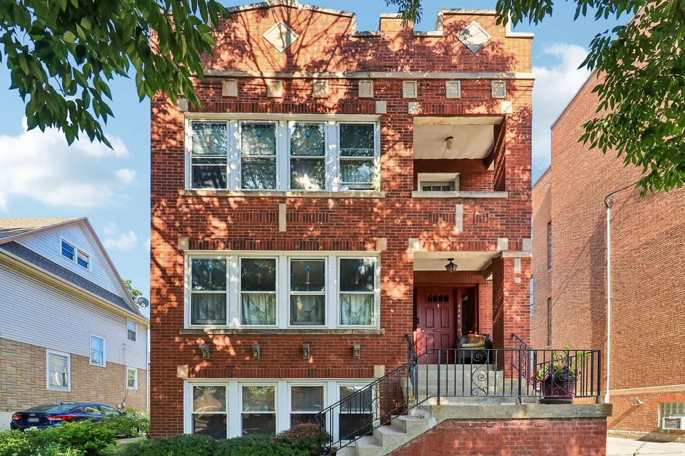 Unit for sale at 4446 N Lowell Avenue, Chicago, IL 60630