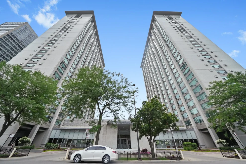 Unit for sale at 3600 N Lake Shore Drive, Chicago, IL 60613