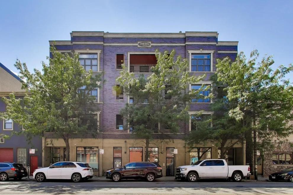 Unit for sale at 1353 W Grand Avenue, Chicago, IL 60642