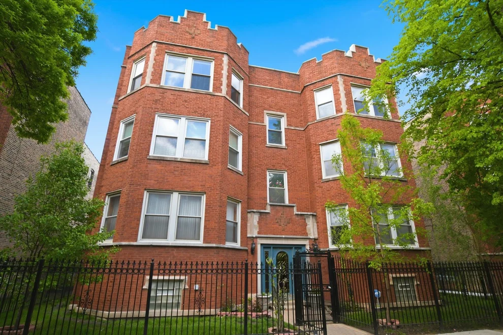 Unit for sale at 2720 N Sawyer Avenue, Chicago, IL 60647