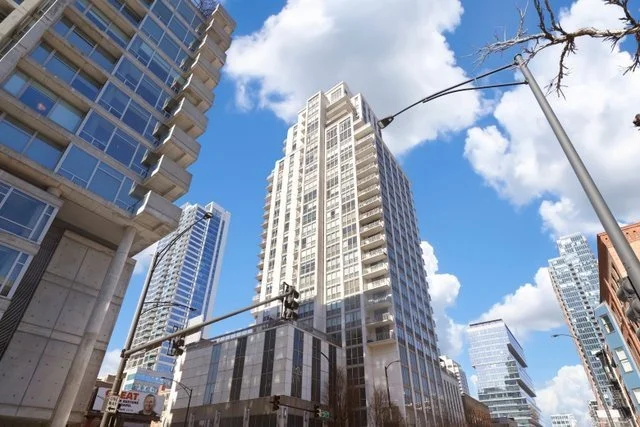 Unit for sale at 200 W Grand Avenue, Chicago, IL 60654
