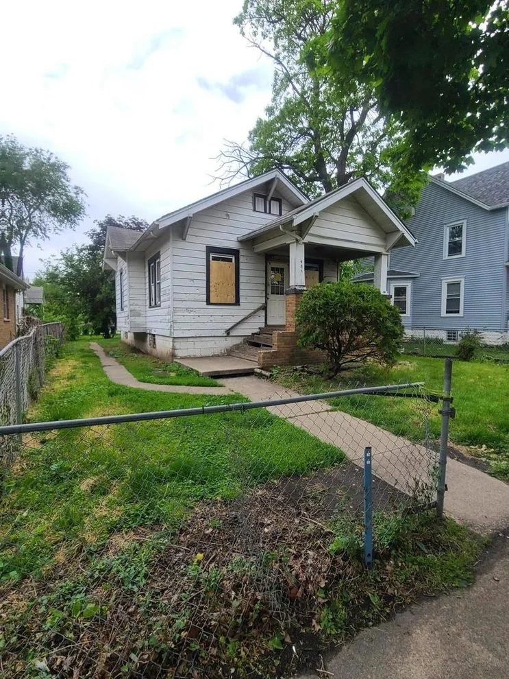 Unit for sale at 485 S Rosewood Avenue, Kankakee, IL 60901