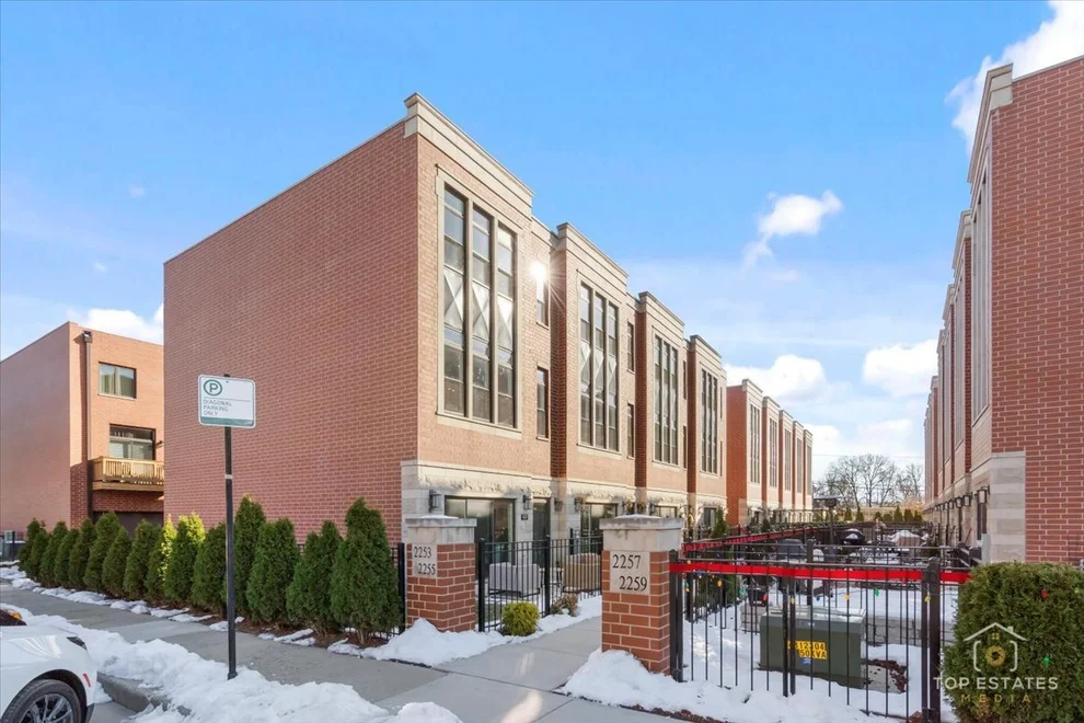 Unit for sale at 2253 W Coulter Street, Chicago, IL 60608
