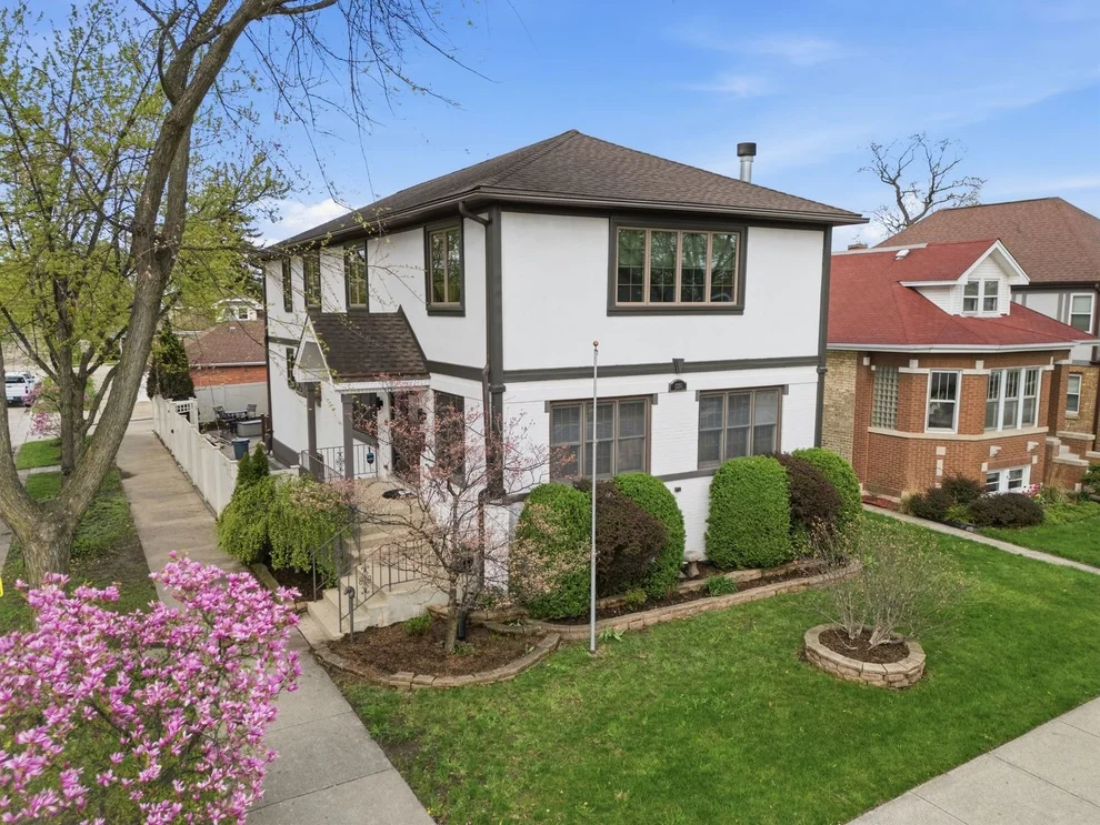 Unit for sale at 7256 W Ibsen Street, Chicago, IL 60631