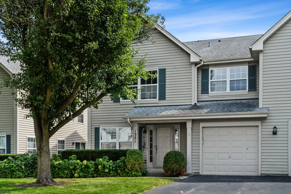 Unit for sale at 1321 Orleans Drive, Mundelein, IL 60060