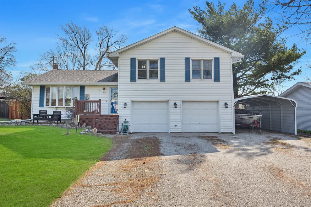 Unit for sale at 416 S Chestnut Street, Leroy, IL 61752
