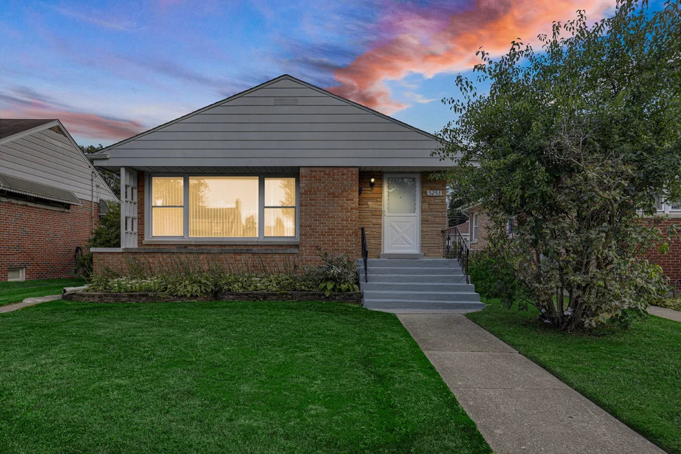 Unit for sale at 5253 Davis Street, Skokie, IL 60076