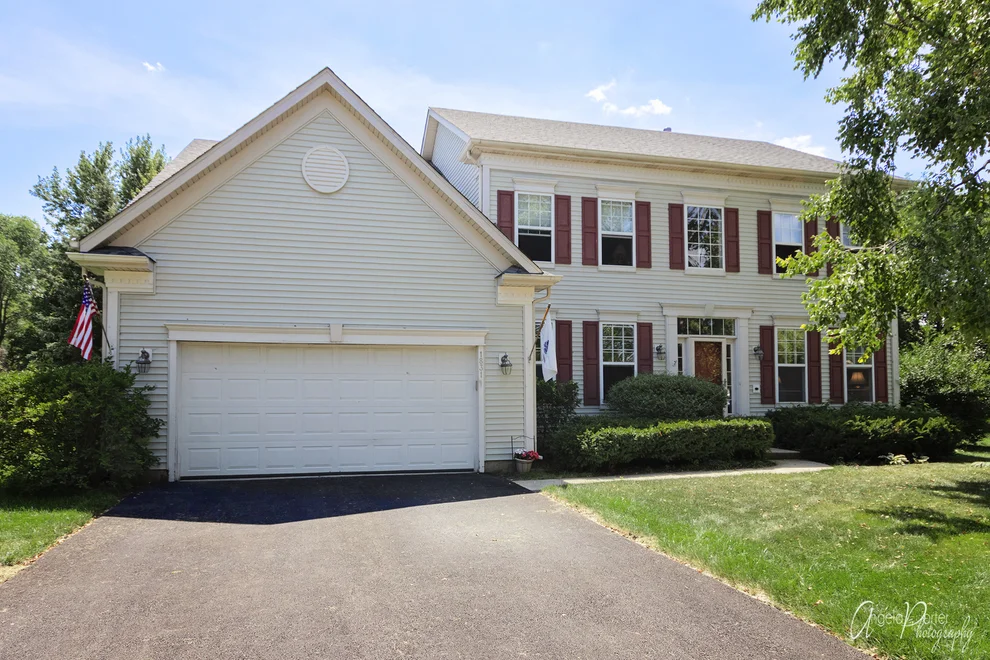 Unit for sale at 1831 Hartley Drive, Algonquin, IL 60102