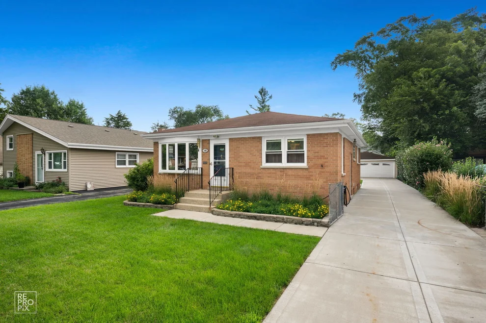 Unit for sale at 185 Judson Street, Bensenville, IL 60106