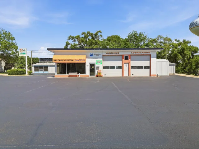 Unit for sale at 602 S Division Avenue, Polo, IL 61064