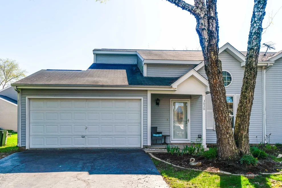 Unit for sale at 3020 Max Court, Island Lake, IL 60042