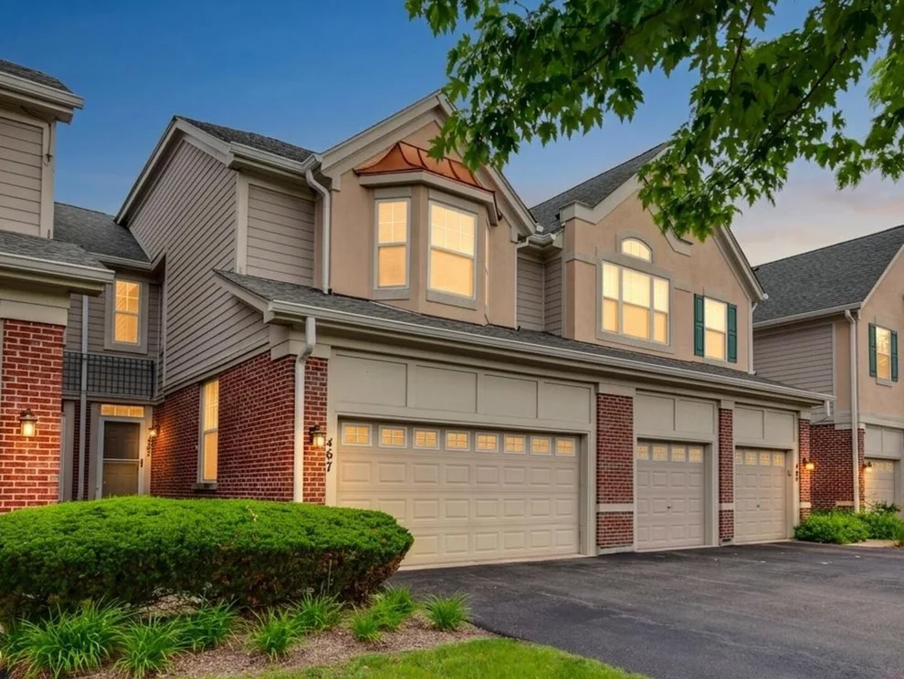 Unit for sale at 467 Pine Lake Circle, Vernon Hills, IL 60061
