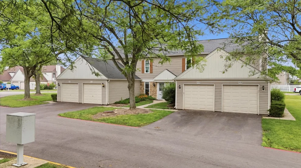 Unit for sale at 2674 Waterford Court, Aurora, IL 60502