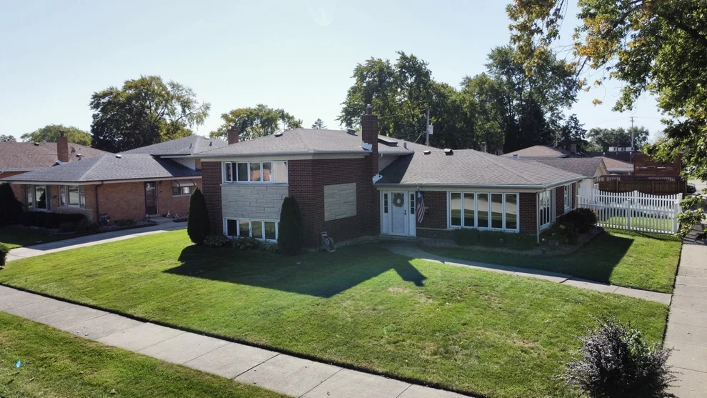 Unit for sale at 4537 W 102nd Street, Oak Lawn, IL 60453