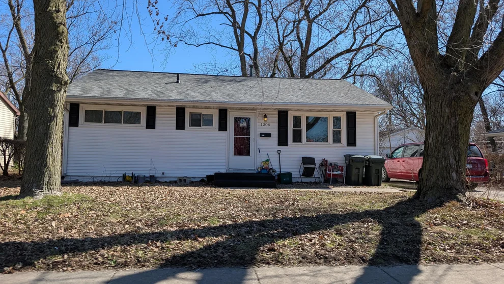Unit for sale at 1206 N Lincoln Avenue, Urbana, IL 61801