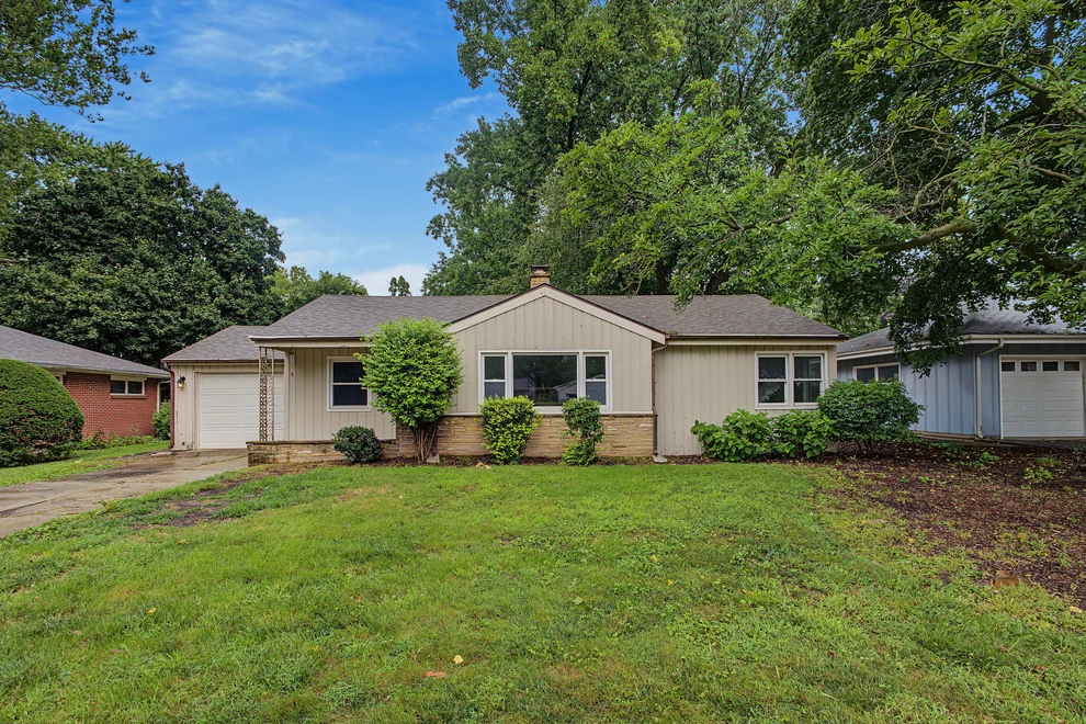 Unit for sale at 1608 Normandy Drive, Champaign, IL 61821