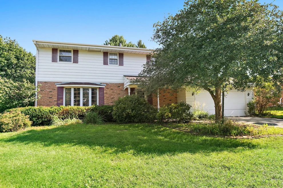 Unit for sale at 5848 Weymouth Drive, Rockford, IL 61114