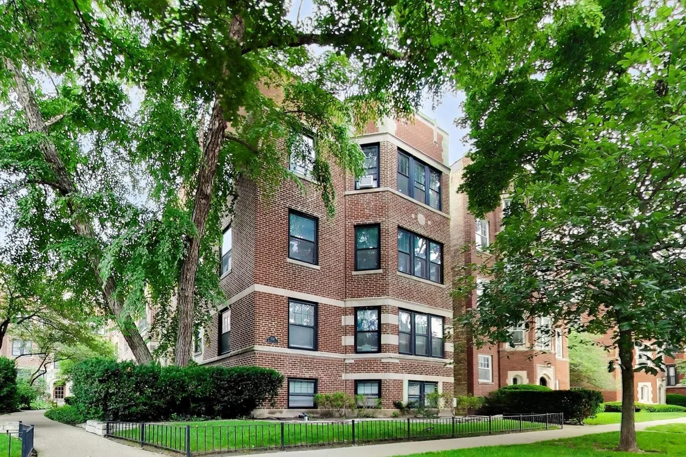 Unit for sale at 730 Hinman Avenue, Evanston, IL 60202