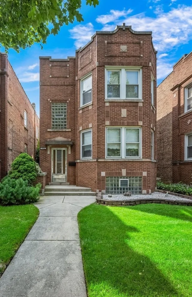 Unit for sale at 4984 N Major Avenue, Chicago, IL 60630